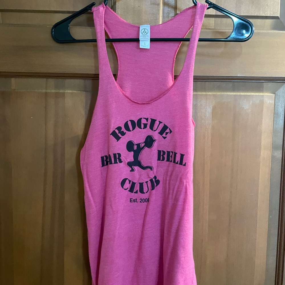 Women’s Small Pink Rogue Workout Tank Top